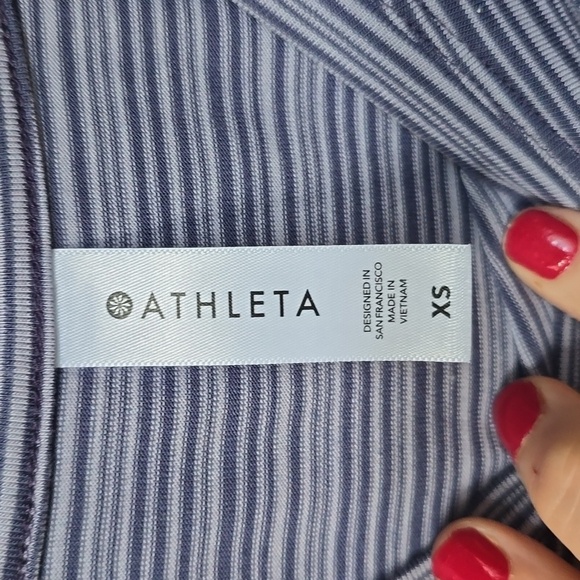 Athleta Cloudlight Striped Muscle Tank Top Size XS 657799 - Picture 9 of 10